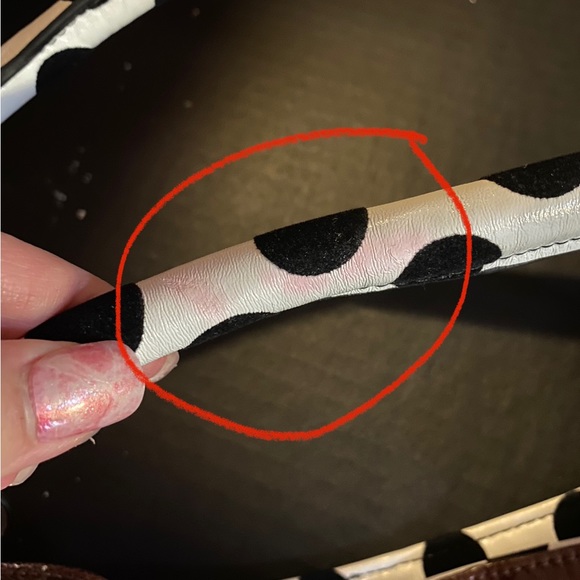 Gorgeous brown purse with polka dots and a huge flower embellishment. - Picture 6 of 6